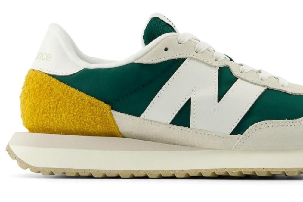 Zapatillas New Balance 237 en verde para hombre