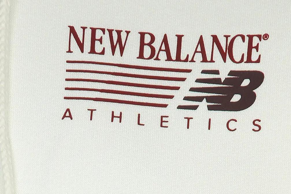 Sudadera con capucha New Balance Reimagined MT62E6VJ Angora en beige para hombre