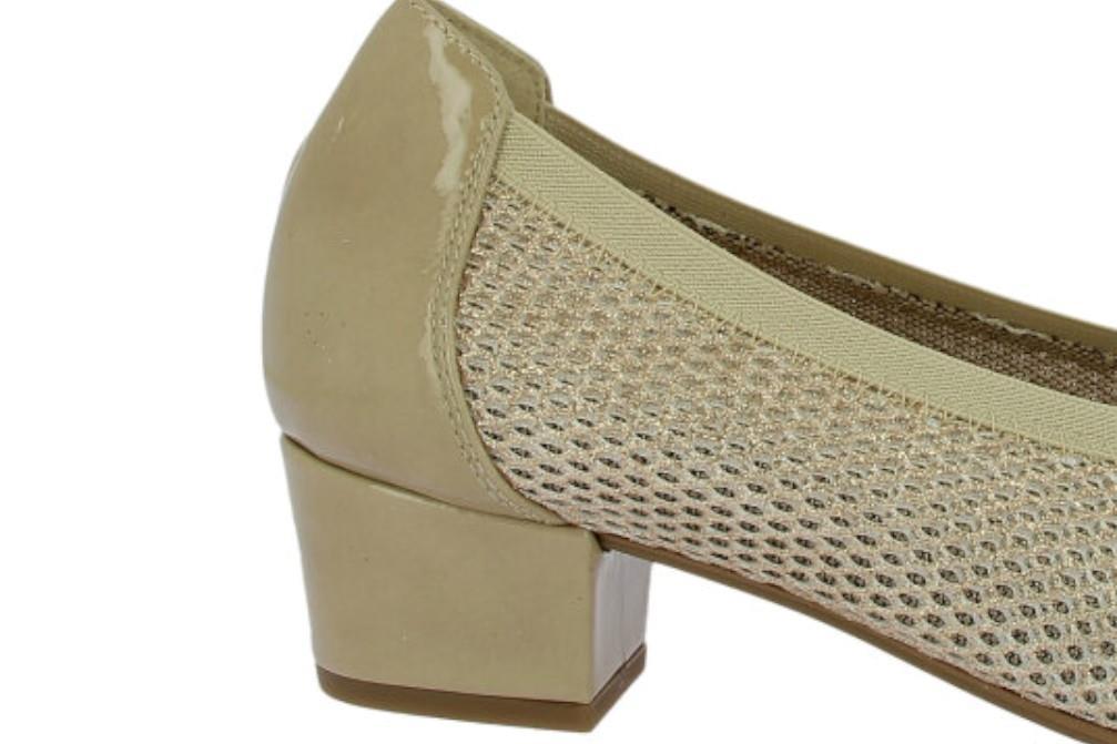 Zapatos de tacón bajo Doctor Cutillas 81247 en platino
