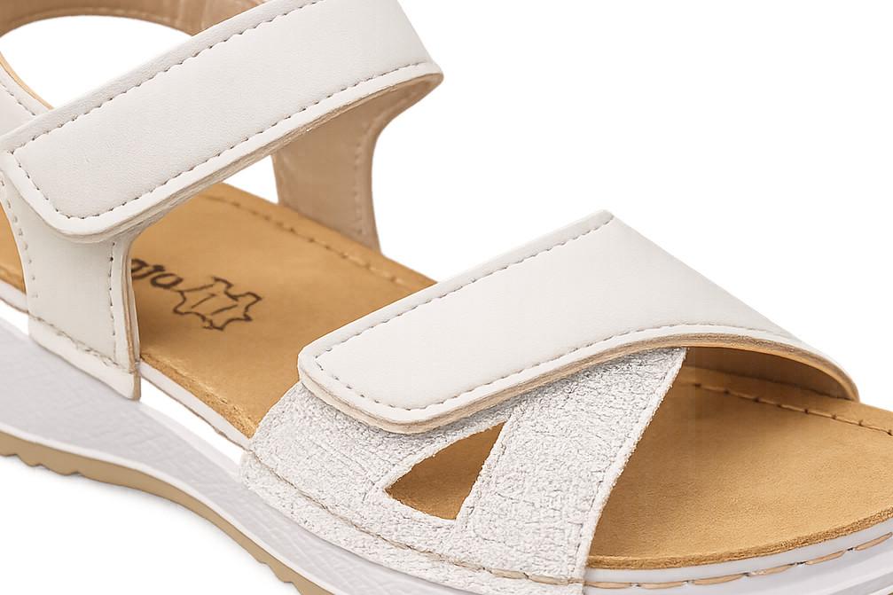 Sandalias planas Inblu SD000005-026 blancas con planta Anatómica para mujer
