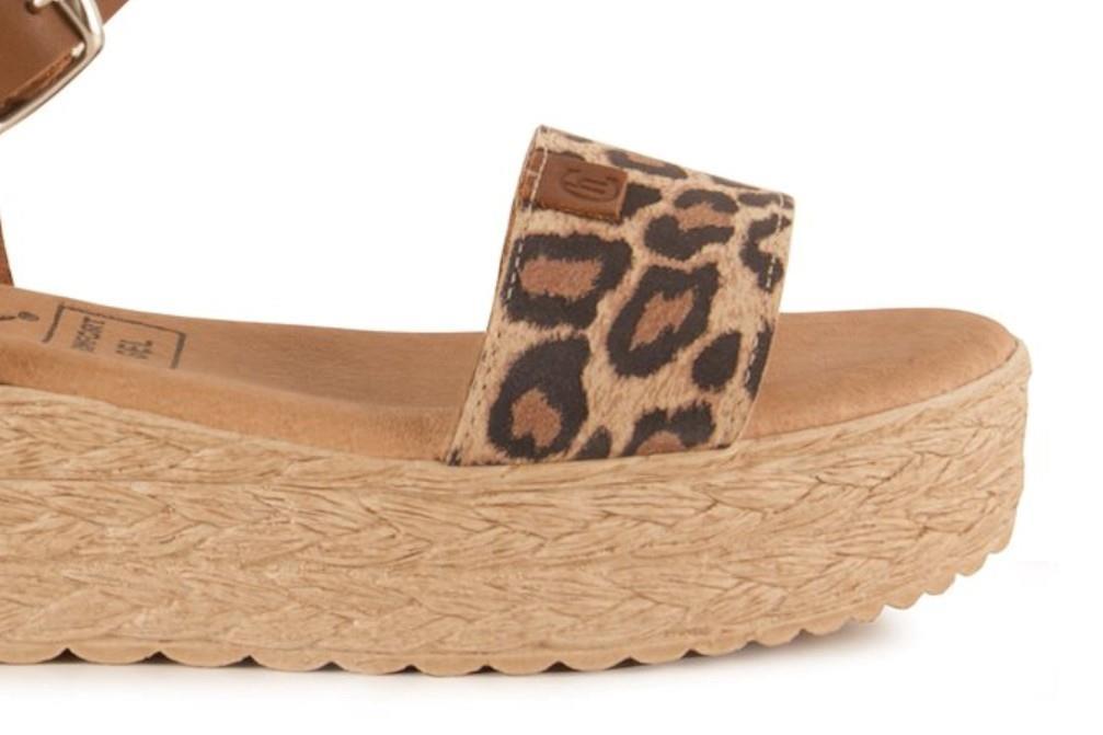 Sandalias con cuña Chamby 327 en leopardo para mujer