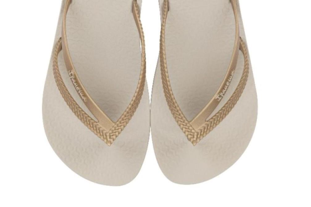 Chanclas de dedo Ipanema Bossa Soft V Fem en beige para mujer