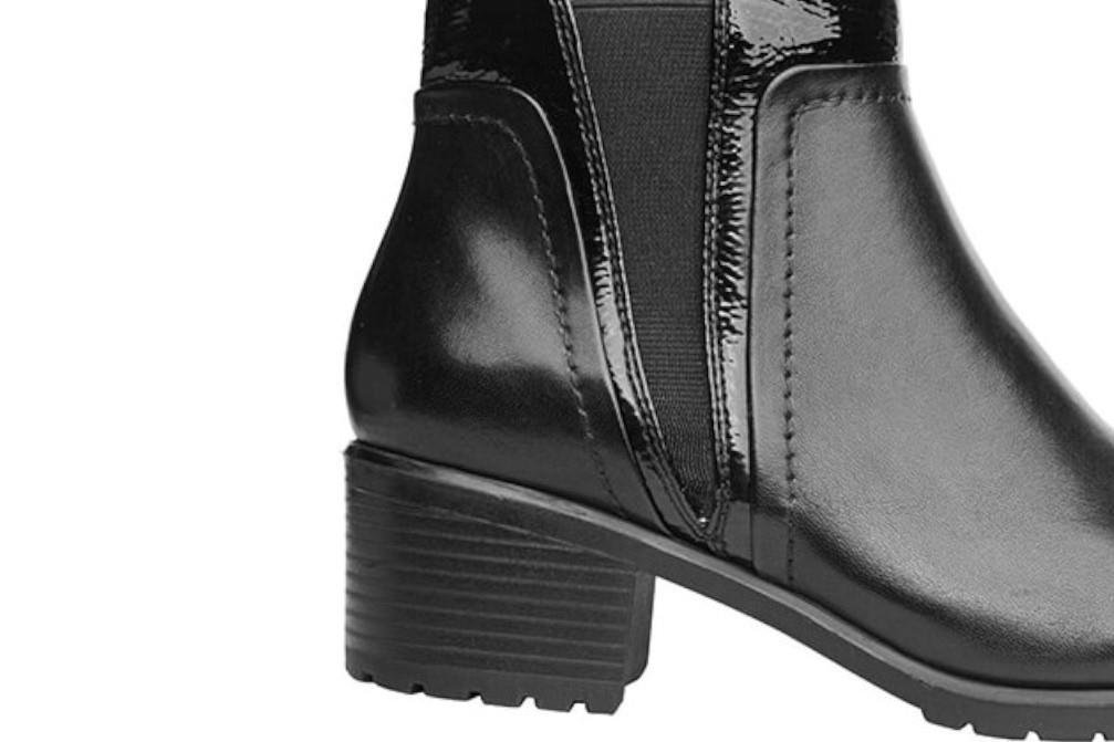 Botines Regarde Le Ciel Zoya 16 en negro para mujer