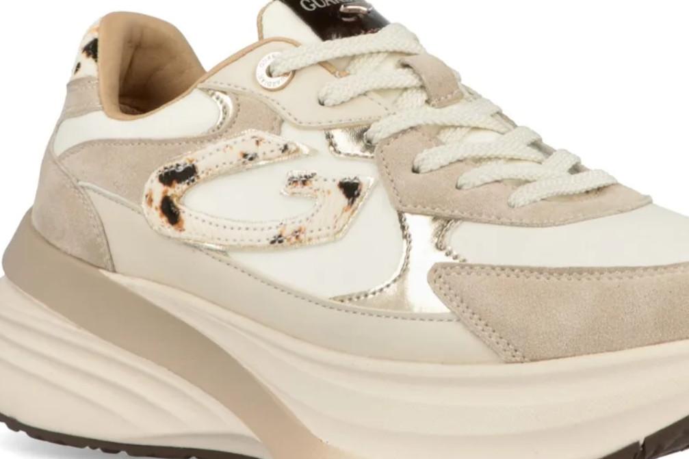 Zapatillas de mujer Guardiani Astra Safari GL62540A con detalles animal print