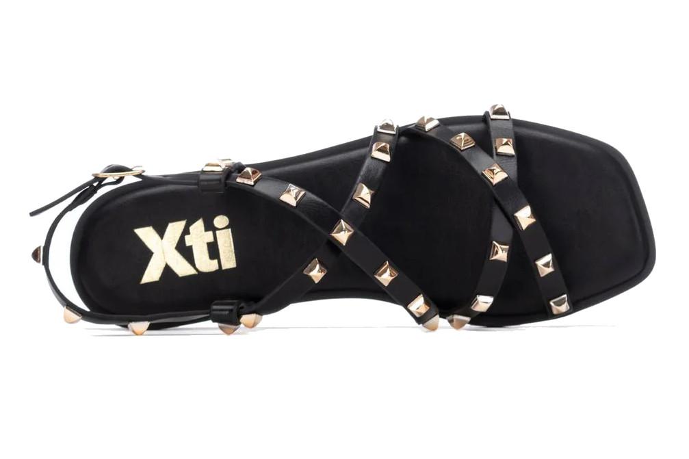 Sandalias romanas XTI 145150 negras para mujer | Sandalias planas cómodas con tachuelas