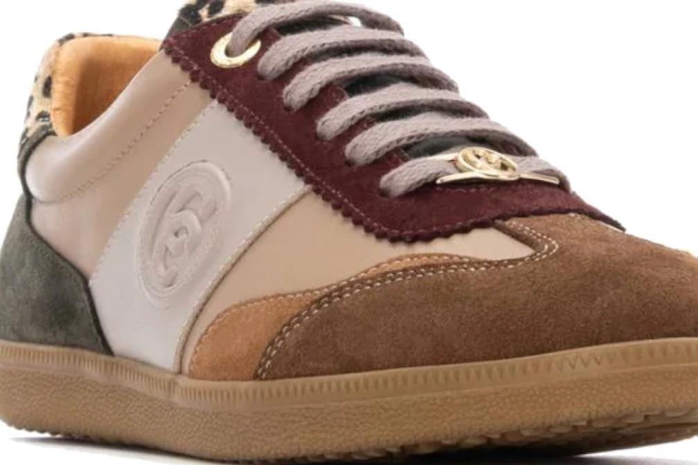 Zapatillas deportivas Carmela 162640 en multicolor para mujer