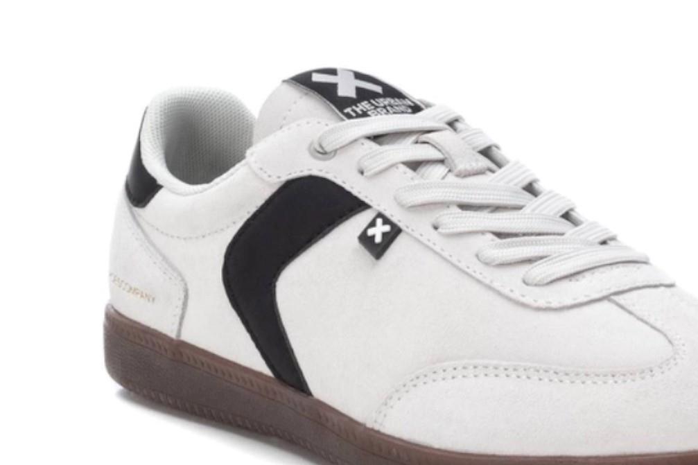 Zapatillas deportivas XTI 143397 en beige para mujer
