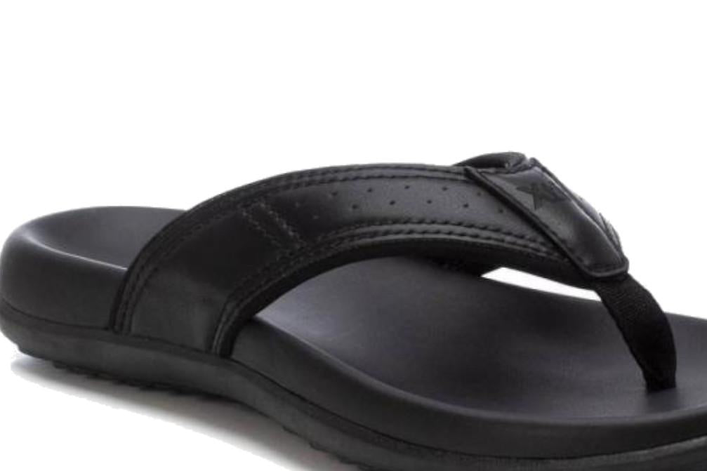 Sandalias de dedo XTI 143767 negras para hombre | Chanclas cómodas y casual para verano