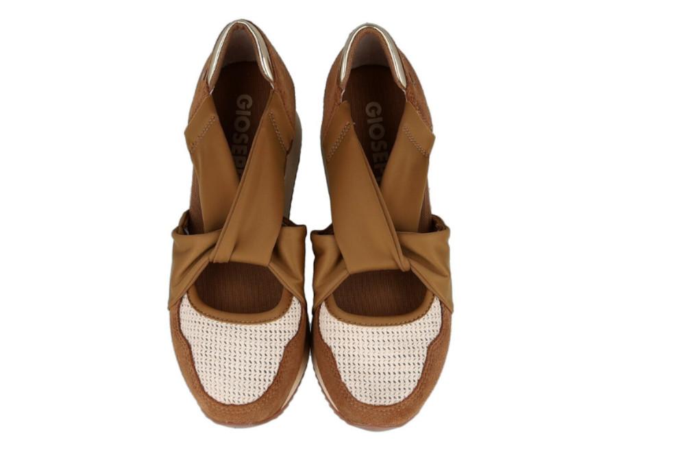 Zapatillas deportivas abiertas Gioseppo VUKA para mujer en camel - Bailarinas