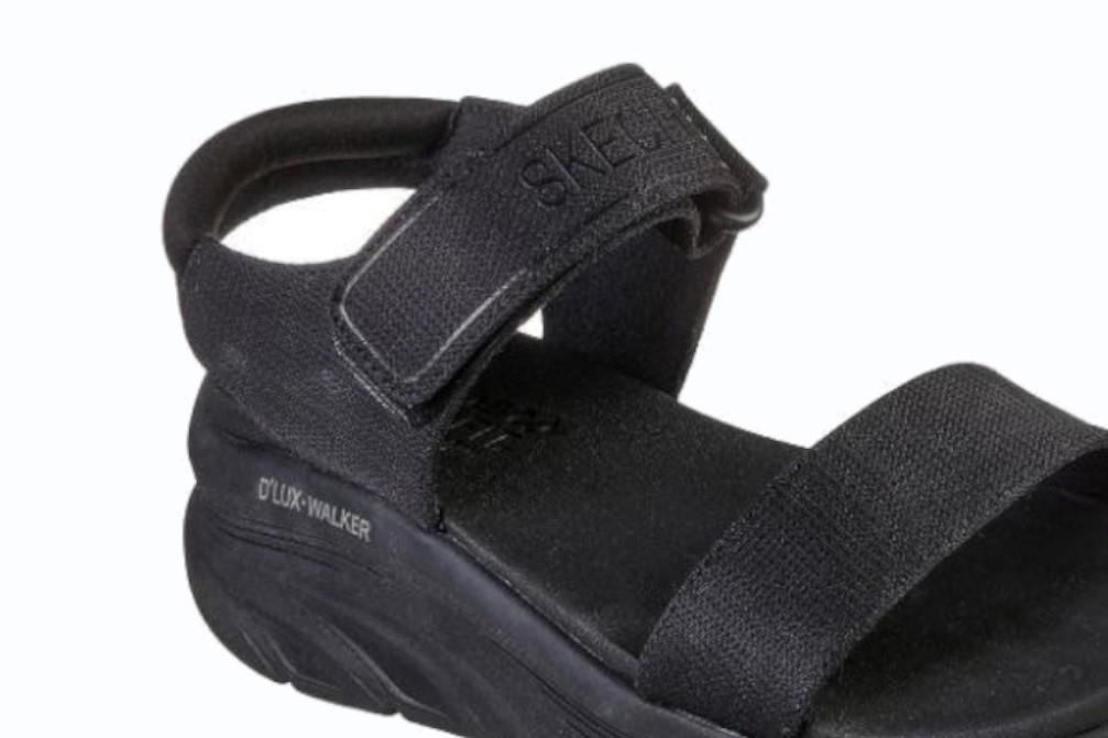 Sandalias Skechers D'LUX WALKER NEW BLOCK en negro para mujer