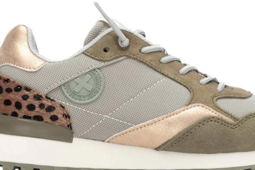 Zapatillas deportivas XTI 144161 en caqui