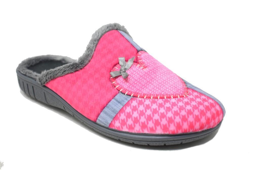 Zapatillas de casa Calusa corazones 948 en gris para mujer