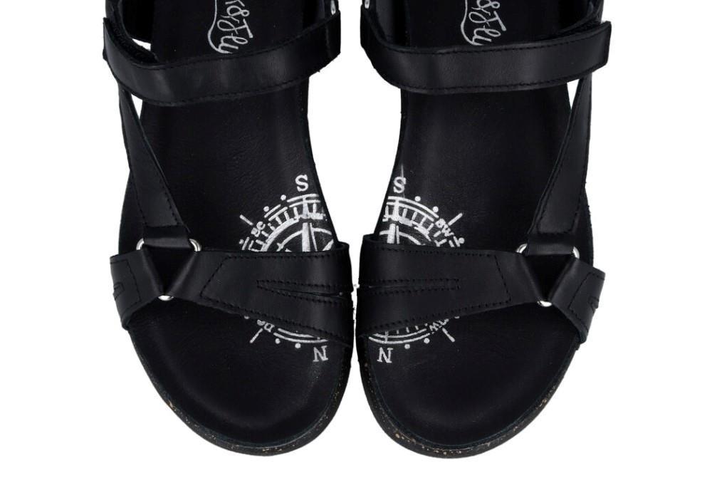 Sandalias Walk & Fly Miramare 8352 21620 A5 en negro para mujer