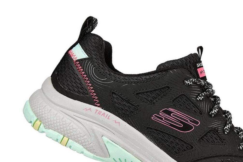 Zapatilla de calle Skechers Hillcrest - Pure Escapade 149821