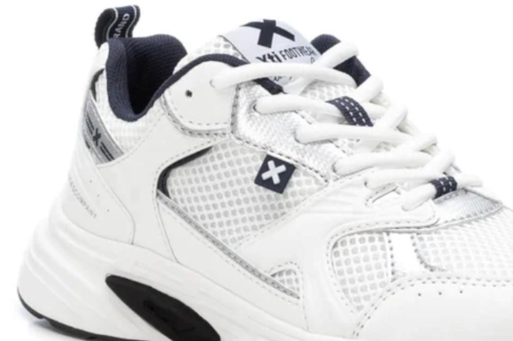 Zapatillas deportivas XTI 143587 en blanco para mujer
