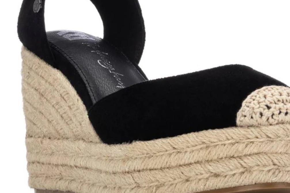 Alpargatas con cuña para mujer XTI 145416 en negro de Yute y Plataforma