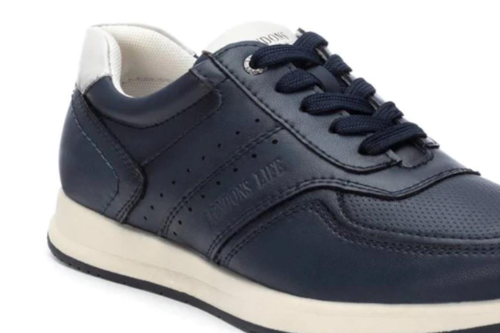 Zapatillas deportivas Carmela 162147 en azul marino para hombre