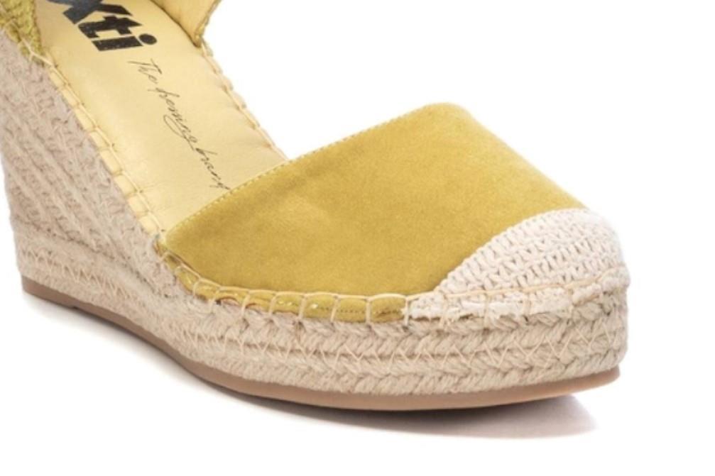 Alpargatas XTI 142832 en pistacho para mujer