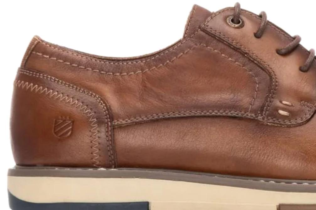 Zapatos con cordones Carmela 162678 en camel