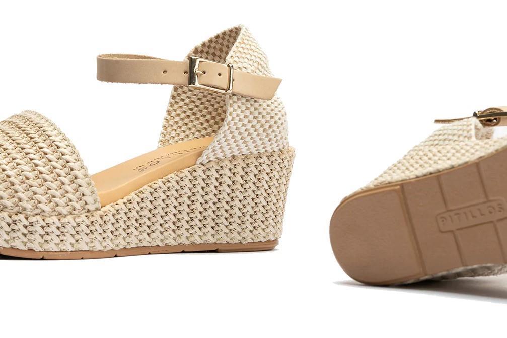 Valencianas Pitillos 10560 en beige para mujer