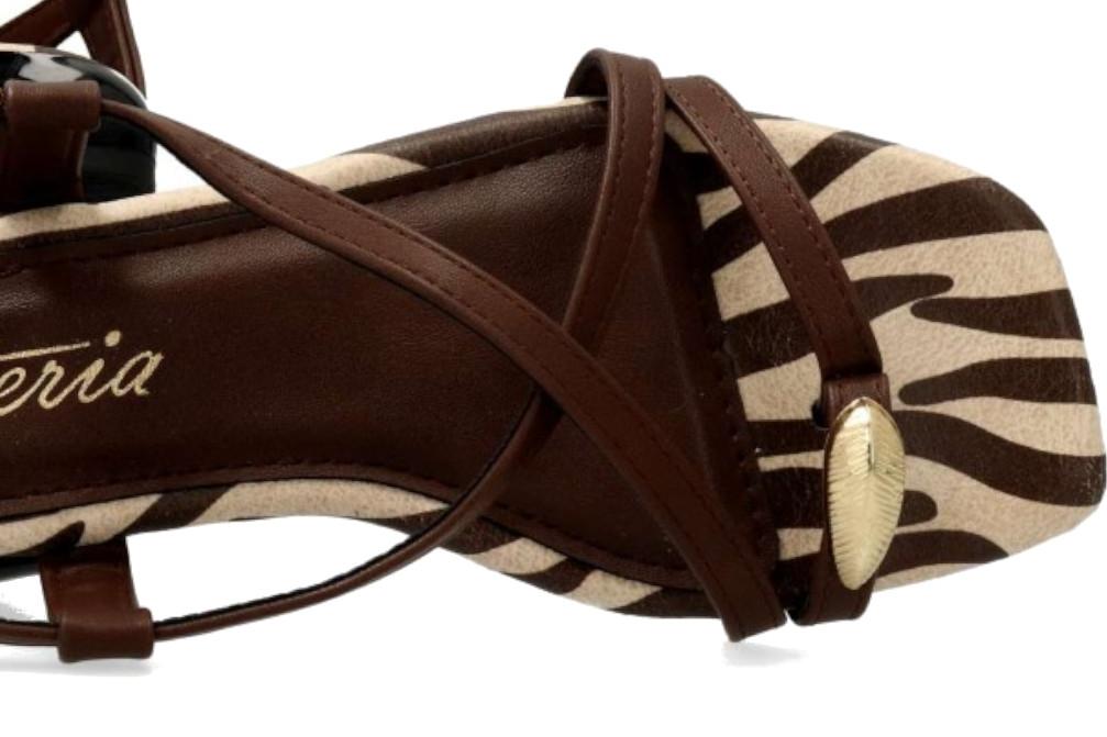 Sandalias Planas Mujer Isteria 1104 Marrones Veganas | Elegancia y Confort para el Verano
