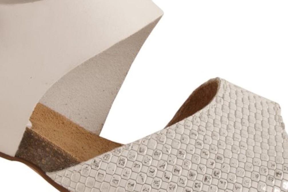 Sandalias con tacón Chamby 2650 en blanco para mujer