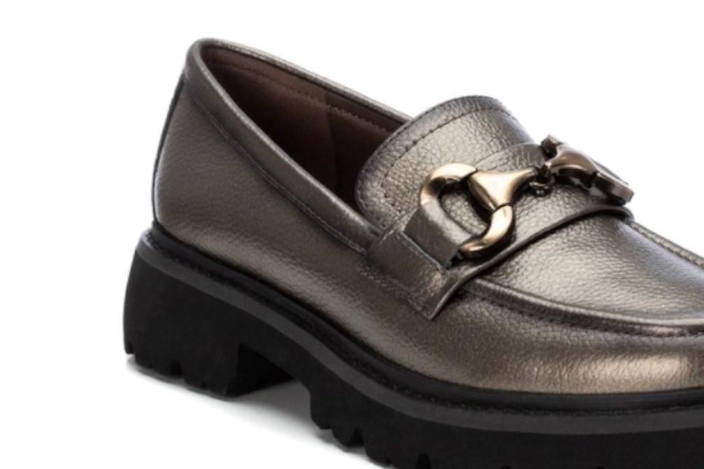 Mocasines Carmela 161991 en plomo para mujer