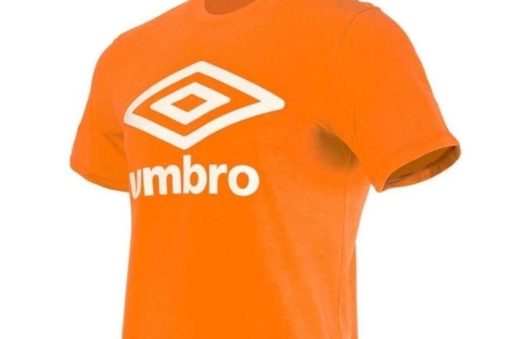 Camiseta Umbro Large Logo