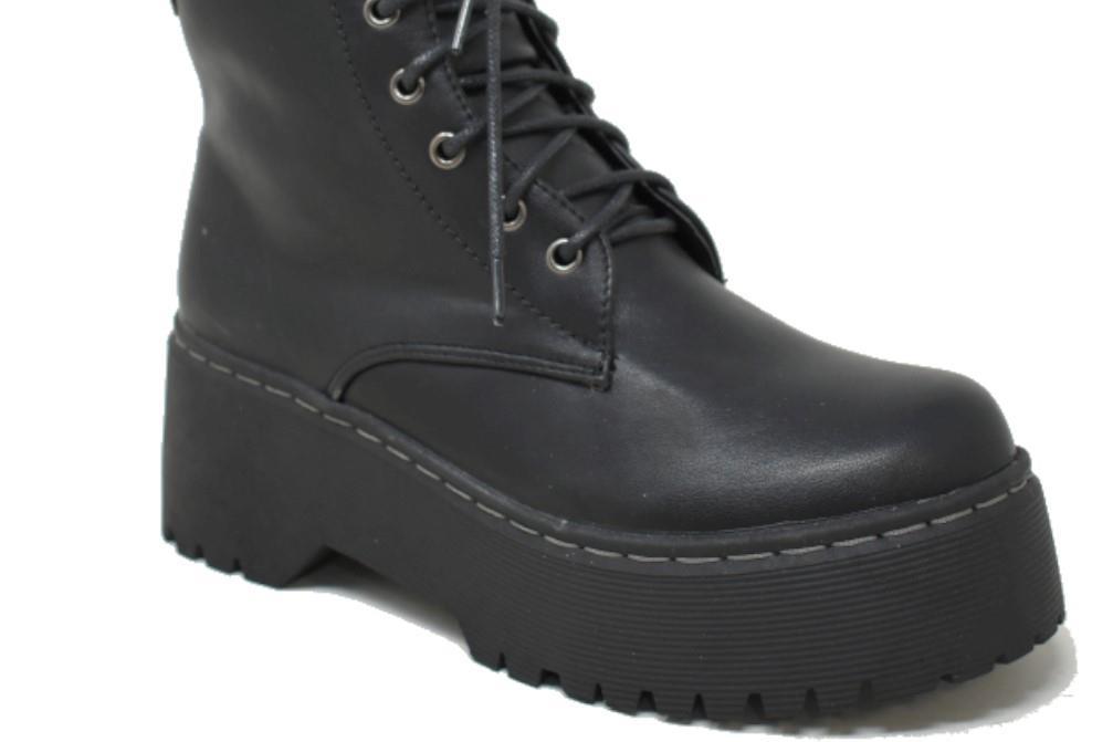 Botín militar plataforma Isteria 21218 en negro para mujer