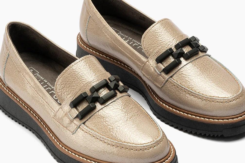 Mocasines Pitillos 10070 en piedra para mujer
