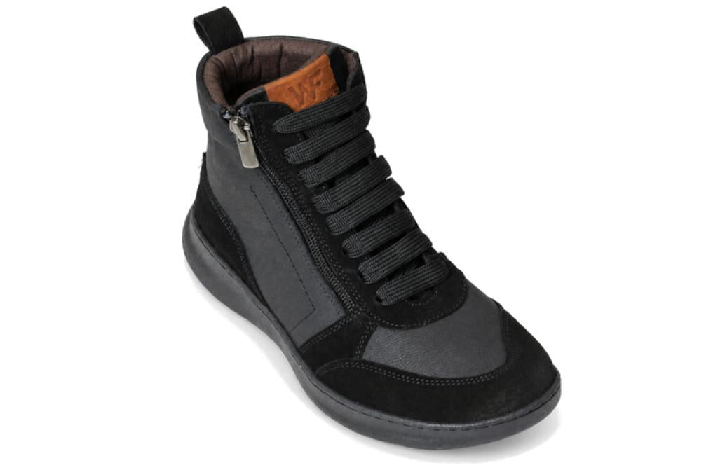 Botines deportivos Walk and Fly Travesía Irati 6004 B6 negros para mujer
