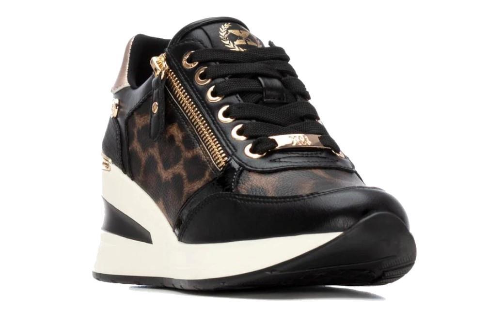 Zapatillas deportivas con cuña XTI 14437801 en leopardo