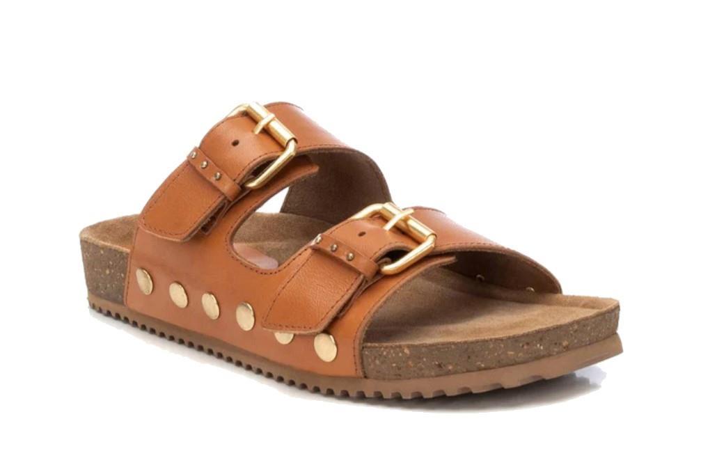 Sandalias planas Bio Carmela 162128 en camel para mujer