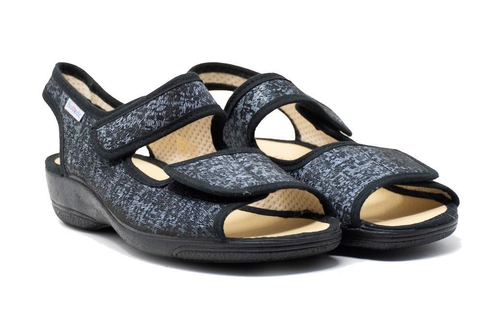 Zapatillas de casa Cabrera BioMedic Corina 5474 en negro para mujer