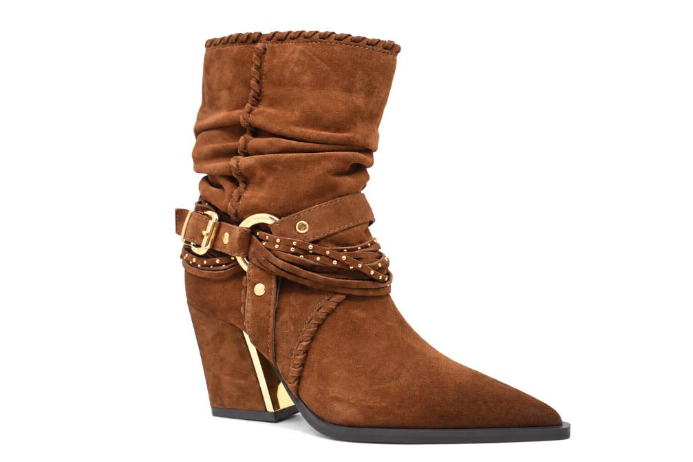Botines cowboy Alma en Pena I260764 de ante camel con flecos y tachas
