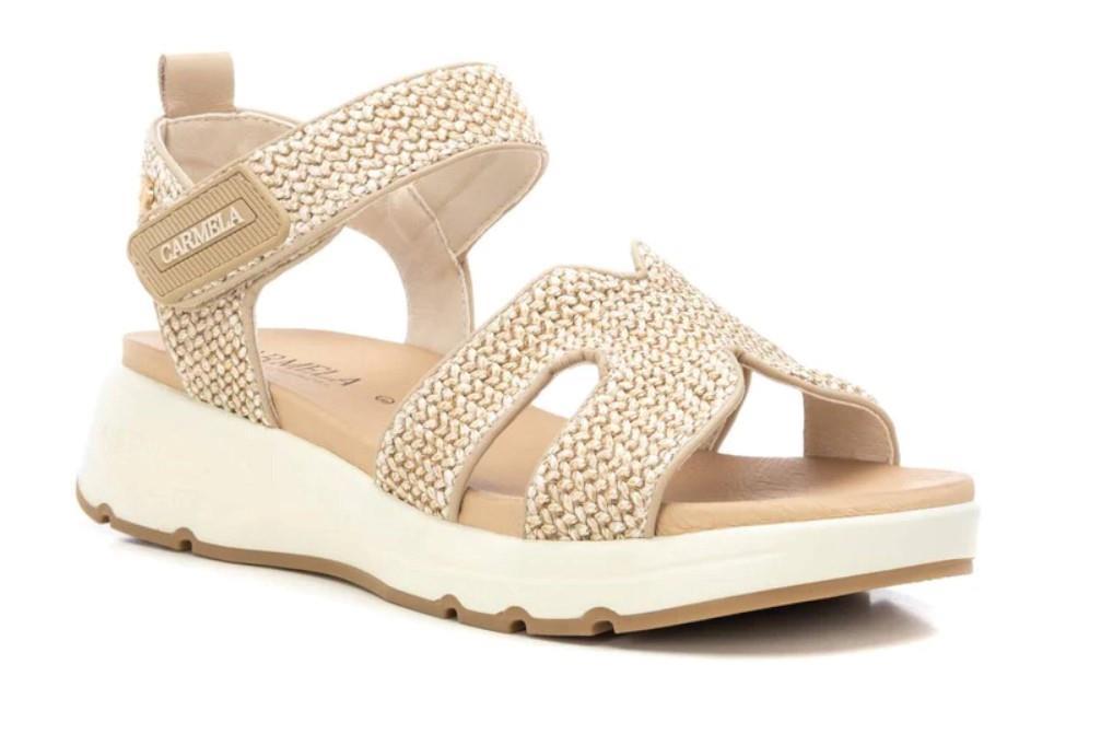 Sandalias cómodas Carmela 162362 en beige para mujer