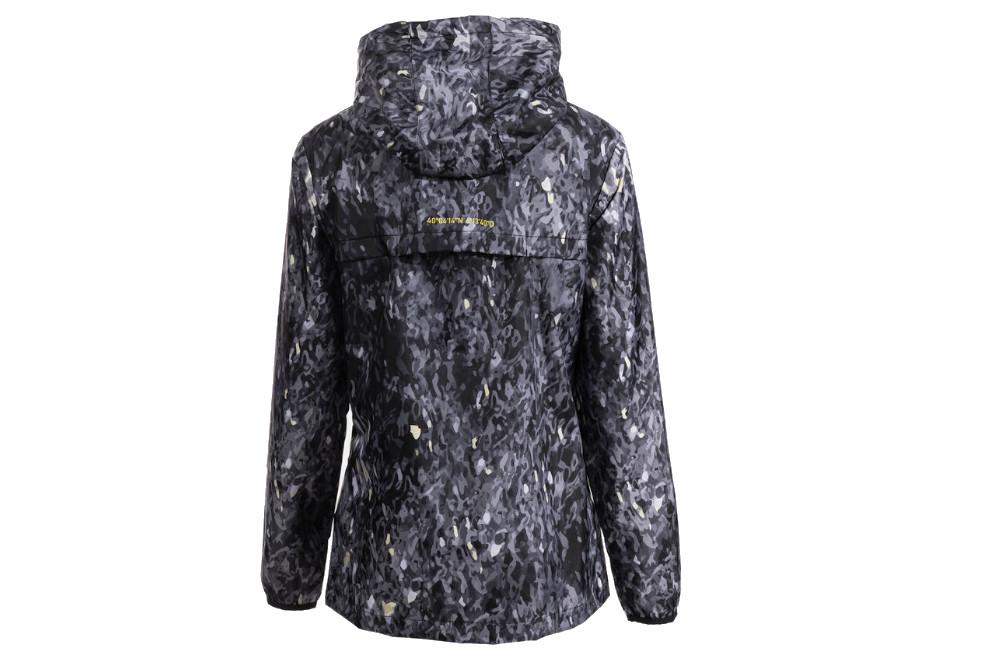 Chubasquero Joma R-CITY en negro para mujer
