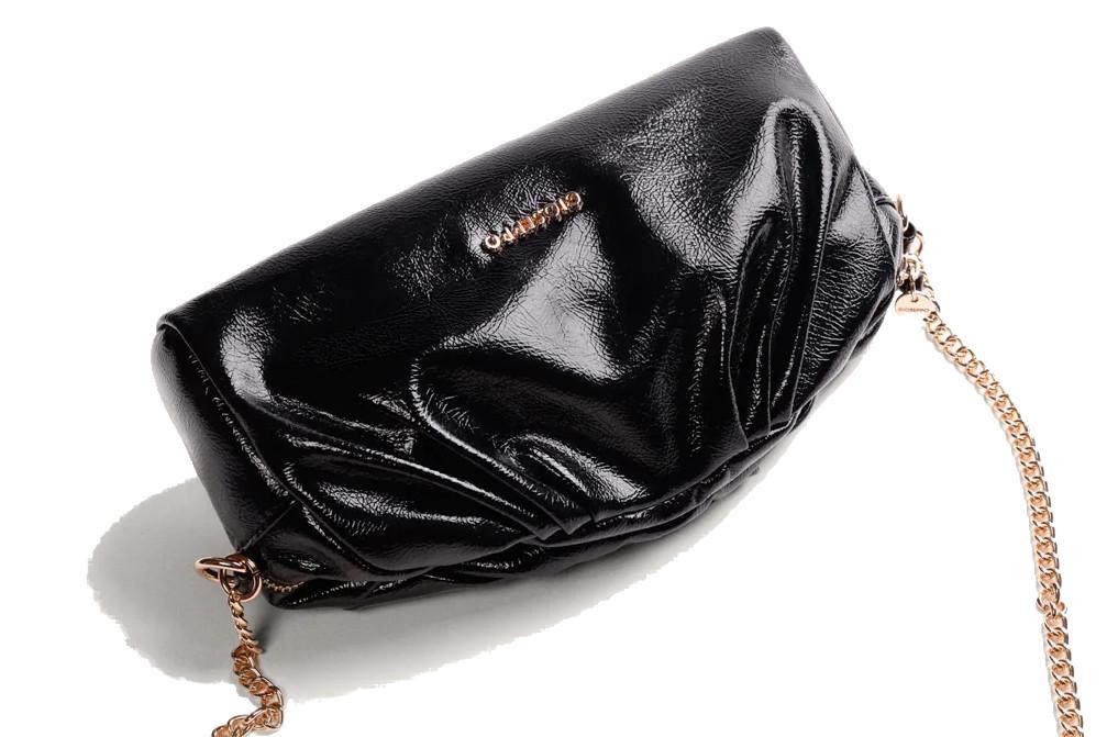 Bolso Bandolera Gioseppo 80646 efecto arrugado para mujer en negro de fiesta
