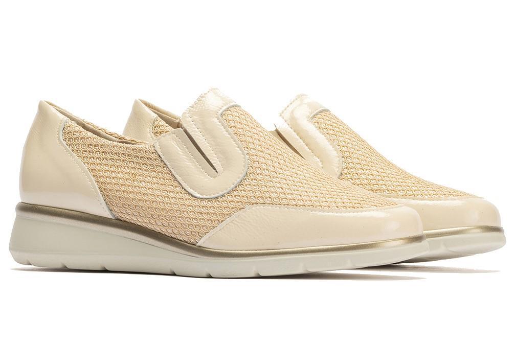 Mocasín Pitillos 10332 BREEZE en crema para mujer