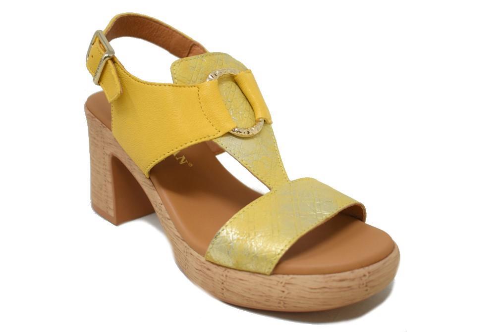 Sandalias de tacón Paula Urban 32-747 Picasso en mostaza para mujer