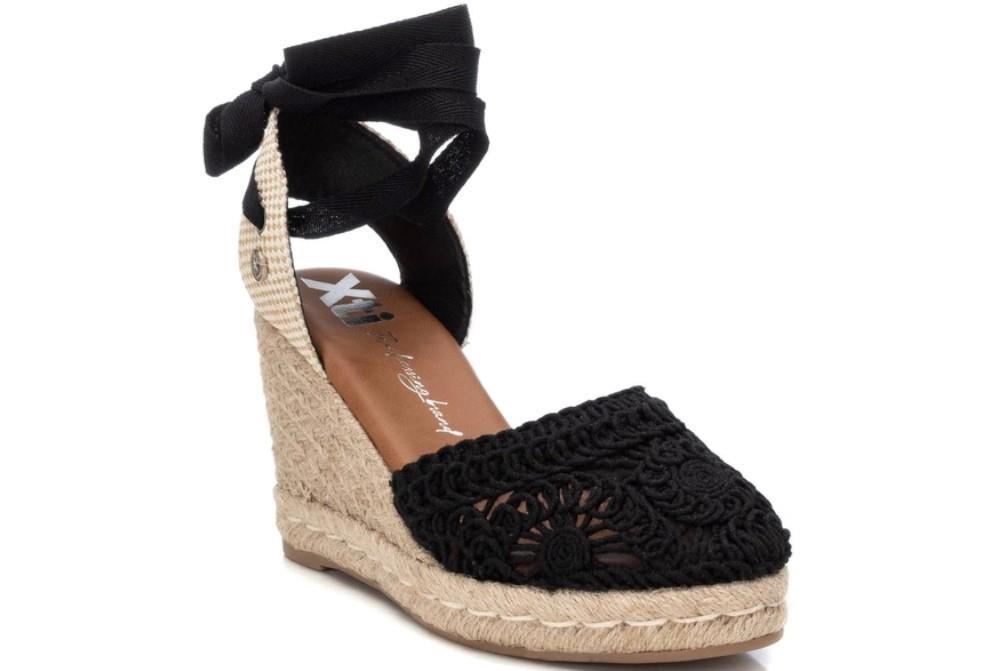 Alpargatas XTI 142336 en negro para mujer
