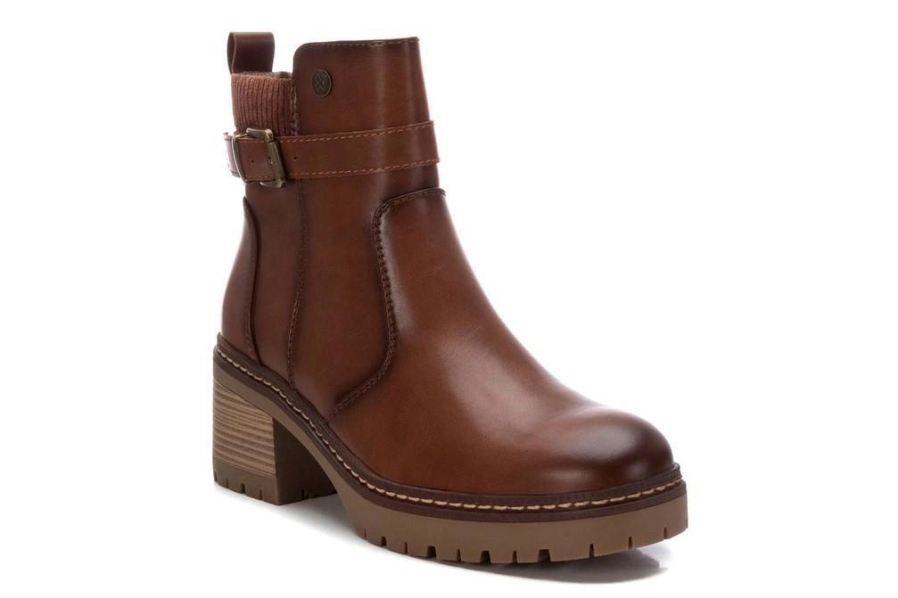 Botín XTI 143371 en camel para mujer