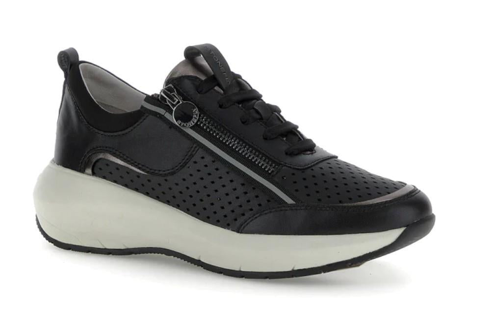 Zapatillas deportivas Stonefly TWINS 5 en negro para mujer.