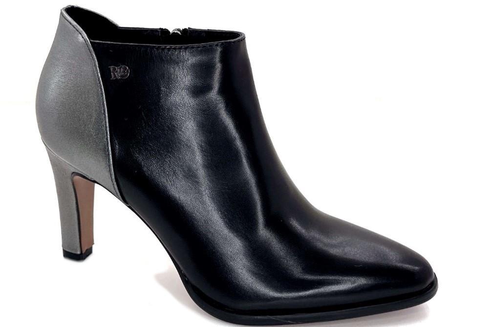 Botines de tacón Regarde le Ciel Buffy 03 en negro para mujer