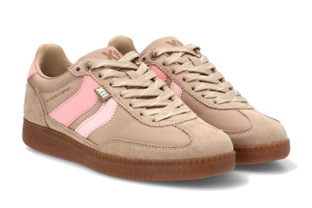 Zapatillas deportivas planas XTI 145052 en color beige para mujer