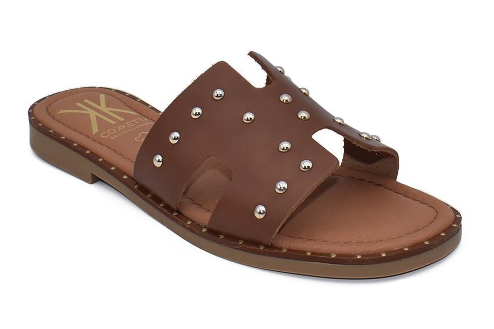 Sandalias Planas de Piel Cokketa 147 en cuero con Tachuelas para mujer