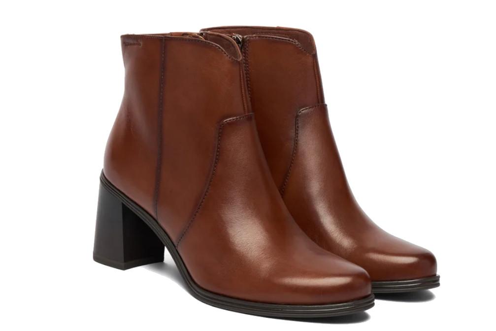 Botines con tacón Tamaris 25360 en coñac
