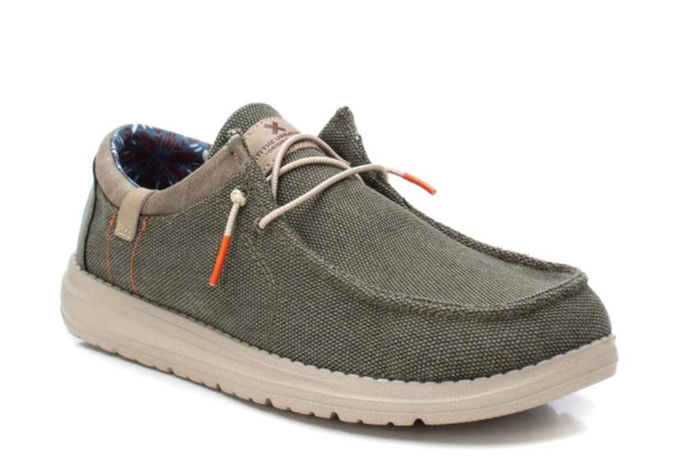 Zapatos Náuticos XTI 143576 en caqui para hombre