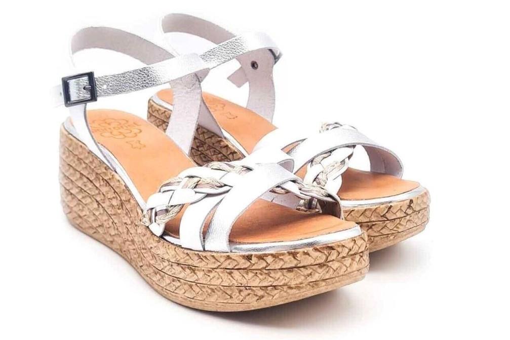 Sandalias con cuña Porronet Diana 3165 en blanco para mujer