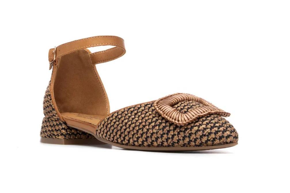 Bailarina Carmela 163241 Camel para mujer Estilo Rafia con Correa al Tobillo